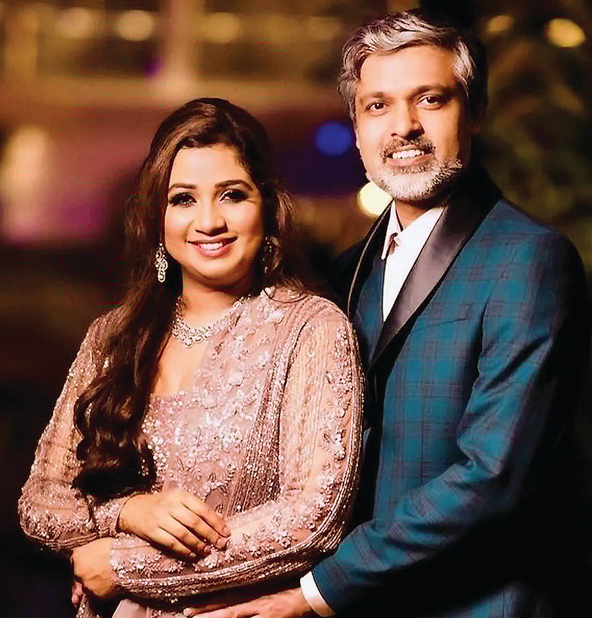 வெற்றியின்  பின்னணியில்..